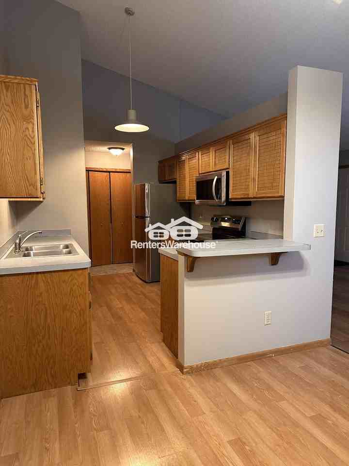 14027 81st Ave N - Photo 2 of 13