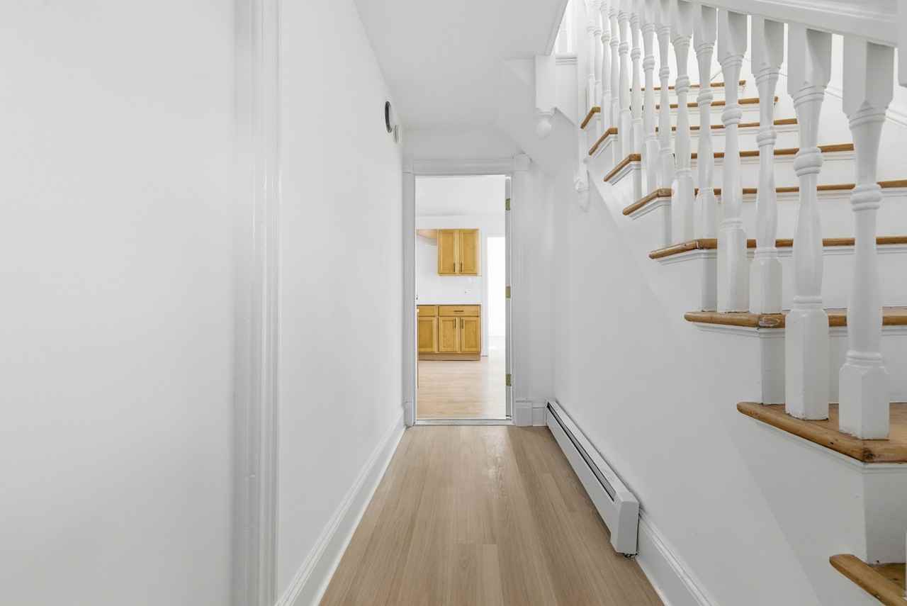 159 Connecticut Avenue - Photo 7 of 59