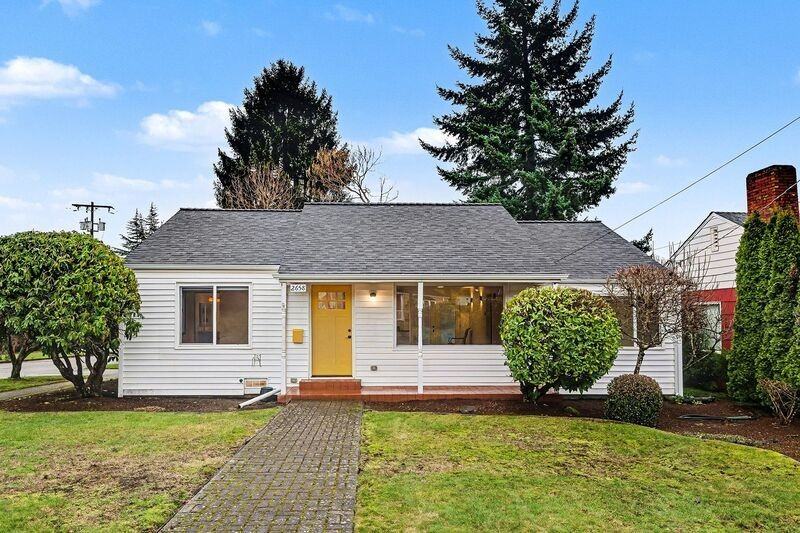 2658 35th Ave W - Photo 2 of 26