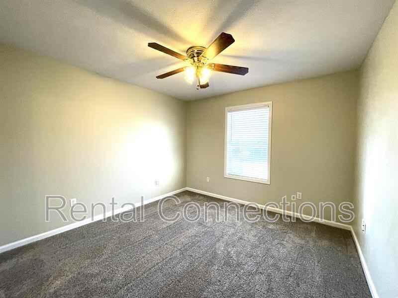 601 Heritage Dr - Photo 2 of 14