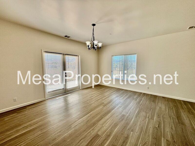 6087 Elsinore Rd - Photo 5 of 23