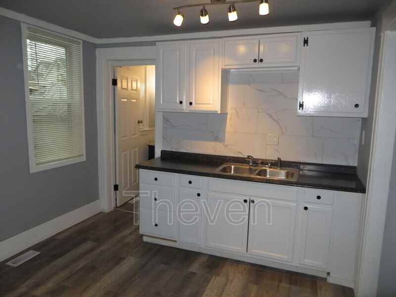 191 Hampshire St #1 - Photo 2 of 12