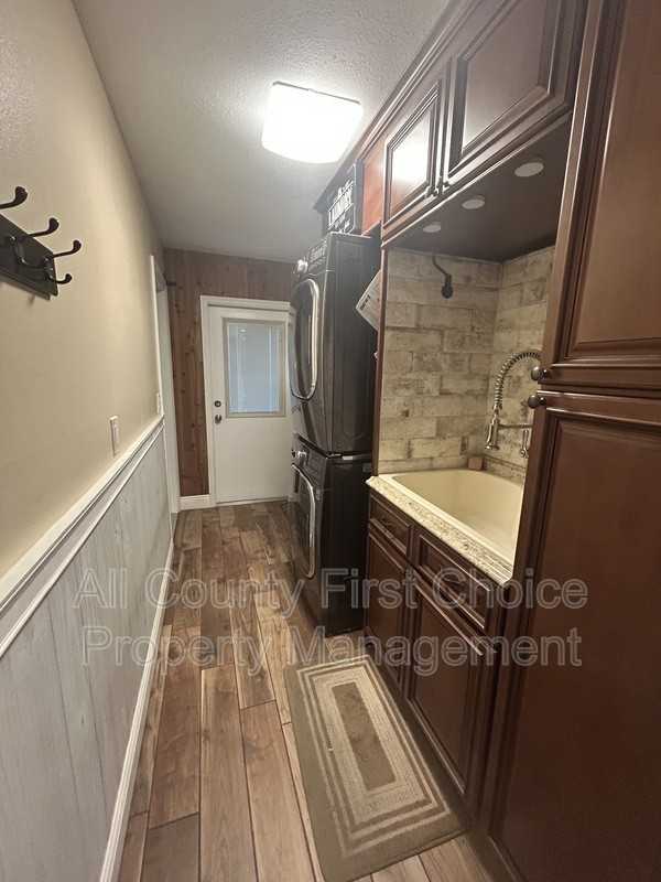 8303 Monarch Cir - Photo 7 of 23