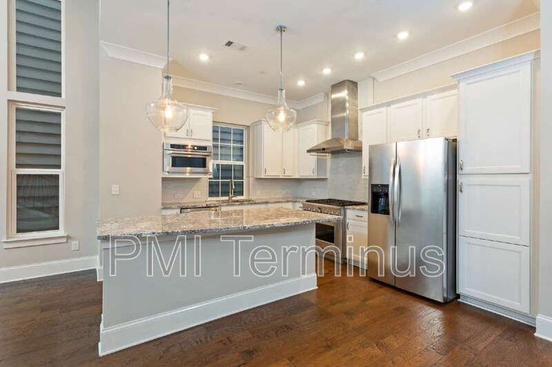 609 Broadview Ter Ne - Photo 4 of 47