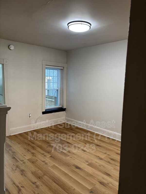 747 S Lime St - Photo 6 of 22