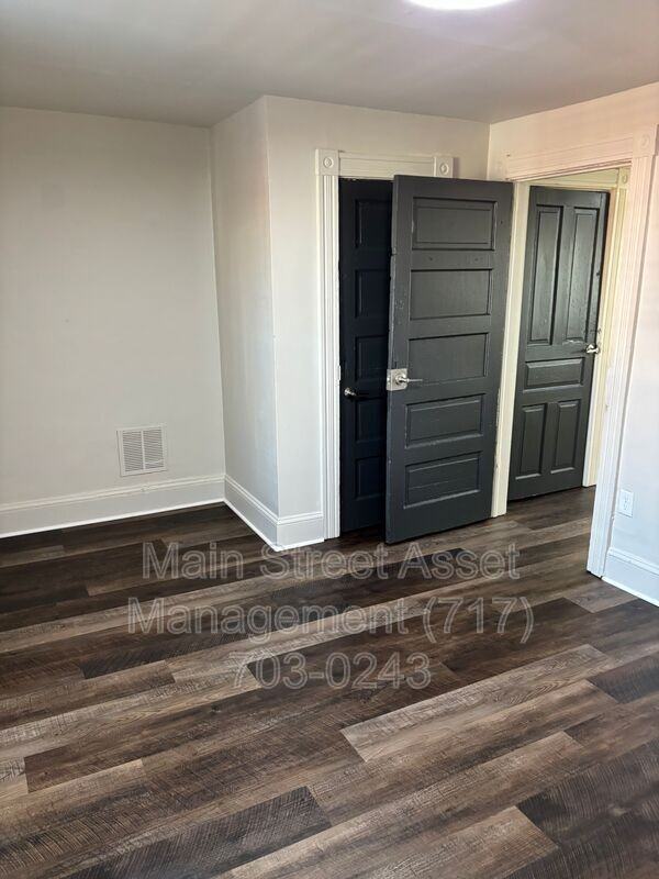 747 S Lime St - Photo 7 of 22