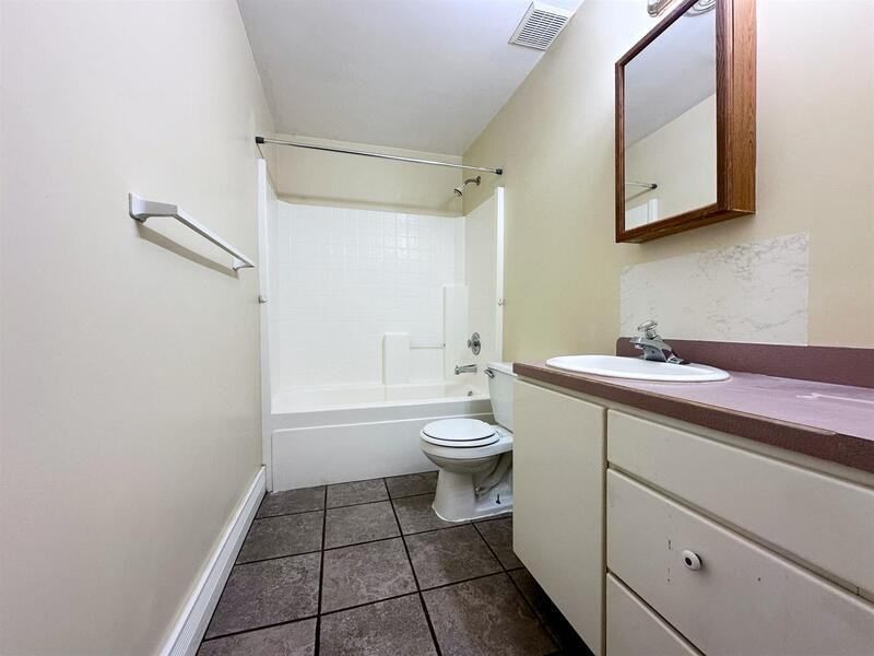 18 Ne #105 - Photo 7 of 8