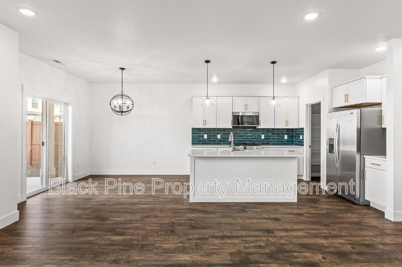 7184 W Riverwood St - Photo 6 of 42