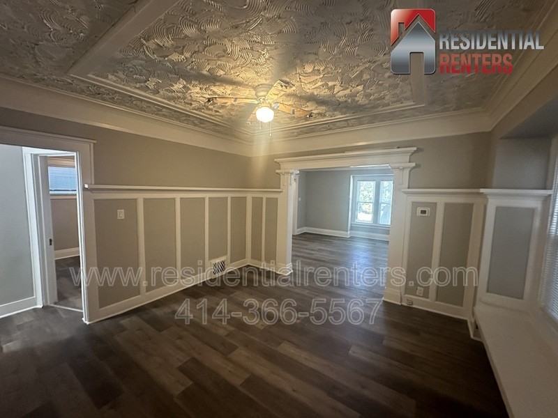 3025 N 6th St - Photo 2 of 13