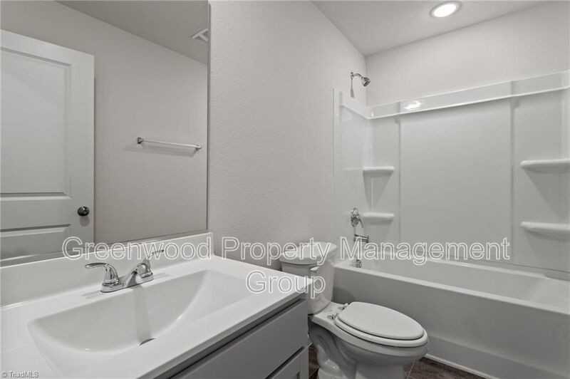 1 Arcola Ct - Photo 7 of 17