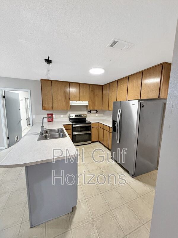 6929 Summit Way - Photo 4 of 16