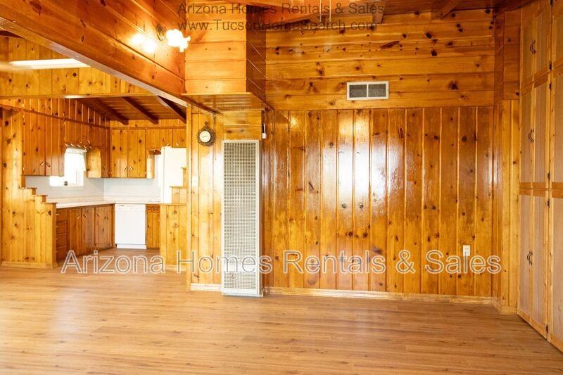 11640 E Miles St - Photo 5 of 16