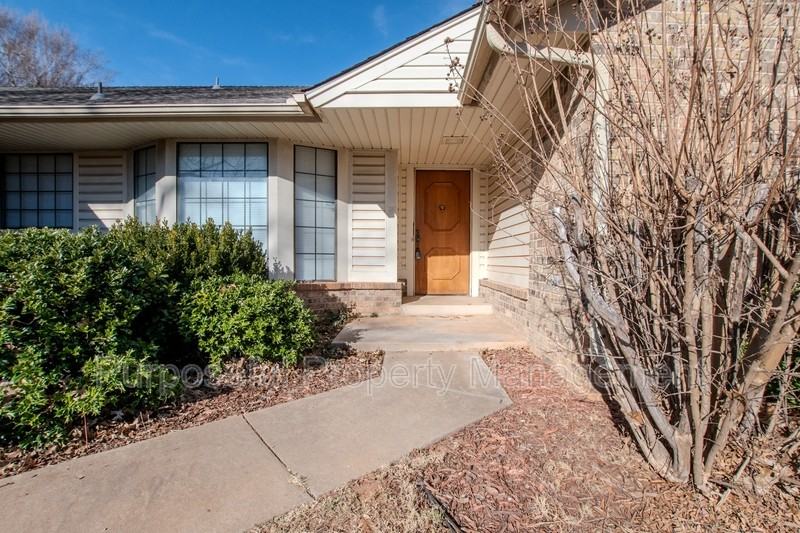 1401 Harding Ave - Photo 4 of 39