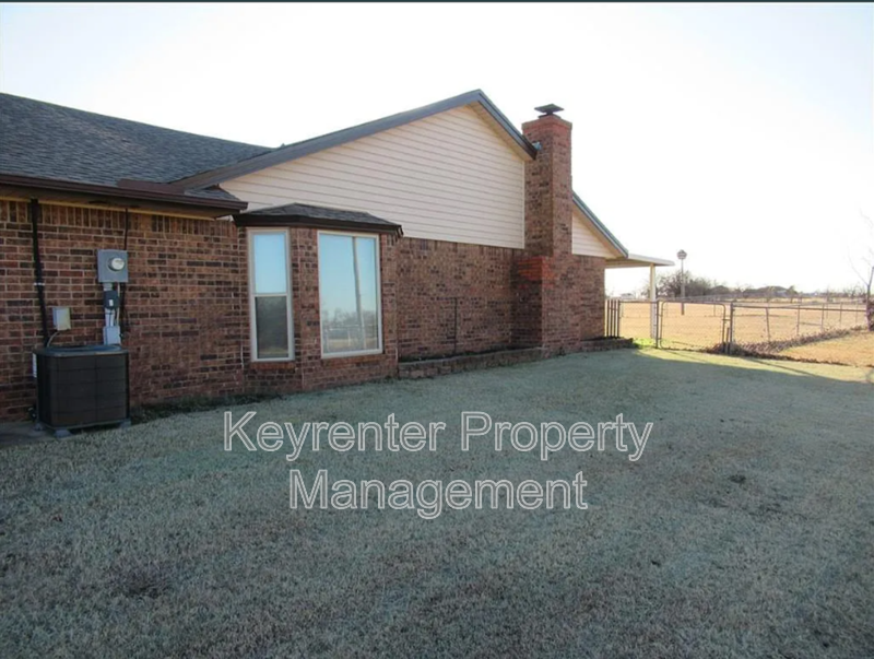 4211 Koerner Dr Ne - Photo 2 of 46