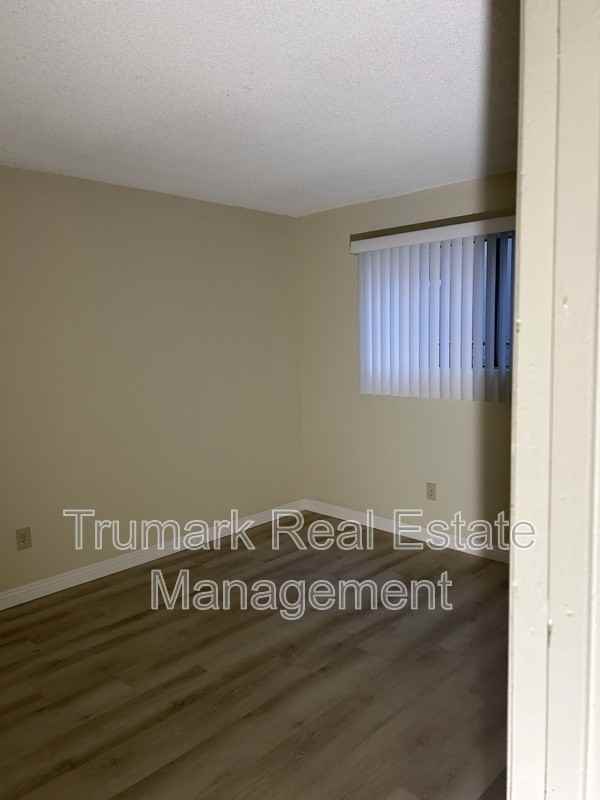 610 E Santa Anita Ave #B - Photo 2 of 7