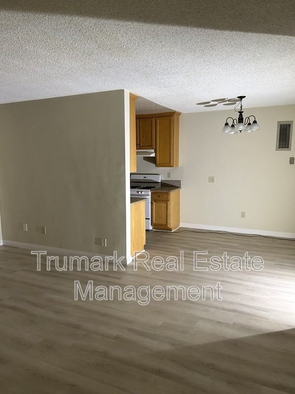 610 E Santa Anita Ave #B - Photo 5 of 7