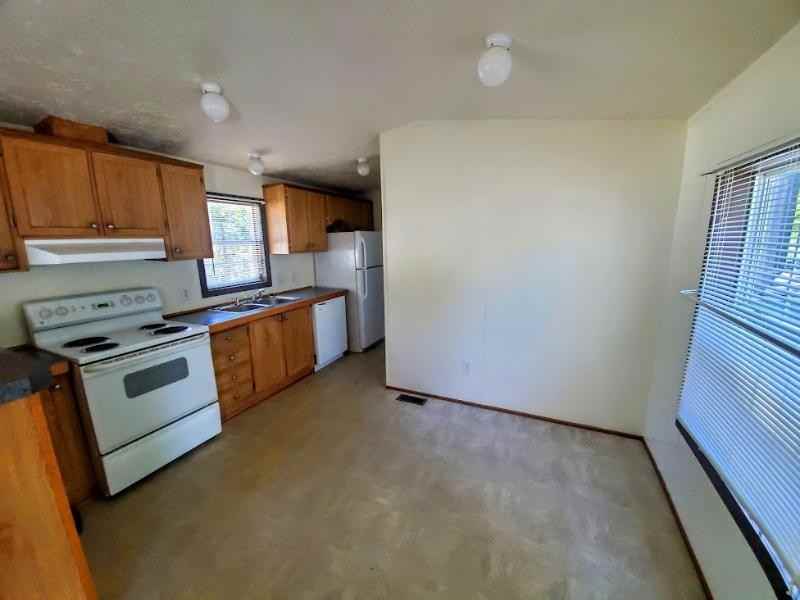 41 County Rd - Photo 3 of 15