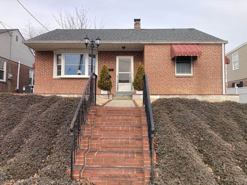 705 Fallon Ave - Photo 2 of 20