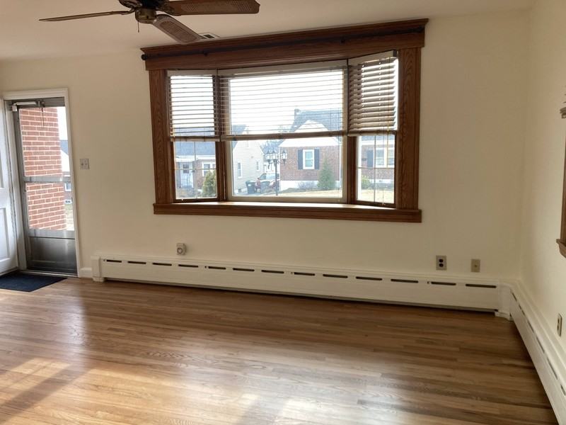 705 Fallon Ave - Photo 5 of 20