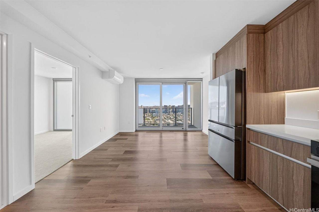 1500 Rycroft St #3703R - Photo 2 of 25