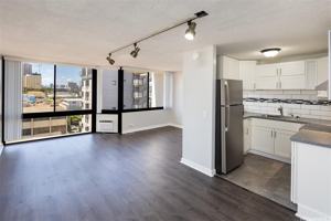 featured image of 1820 Waiola St #604