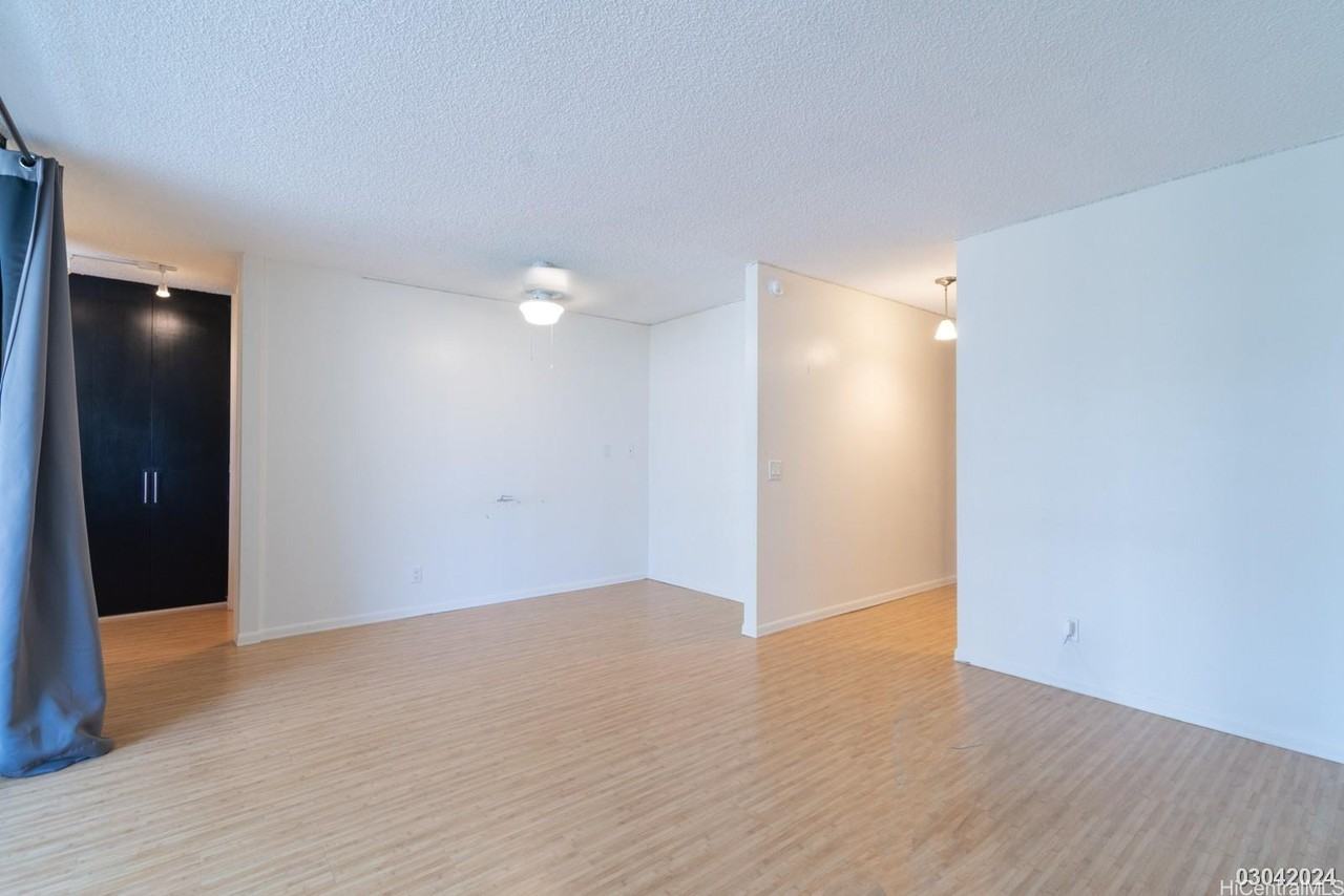 55 S Judd St #908 - Photo 3 of 25