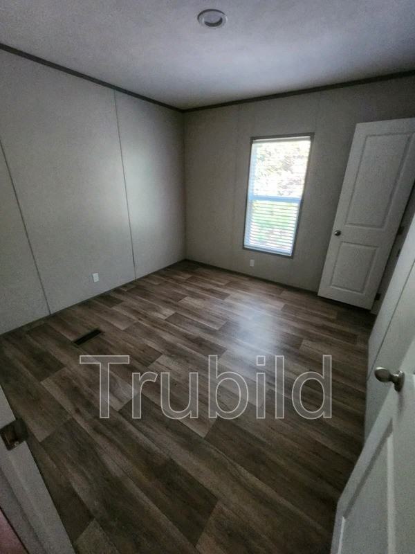 4292 Splice Ct - Photo 2 of 8