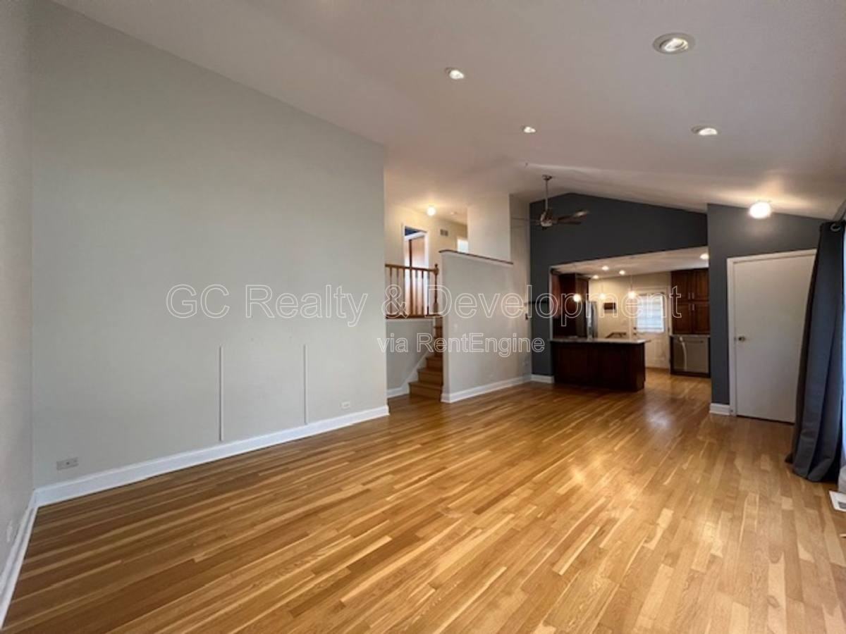 8931 N Merrill St - Photo 3 of 10