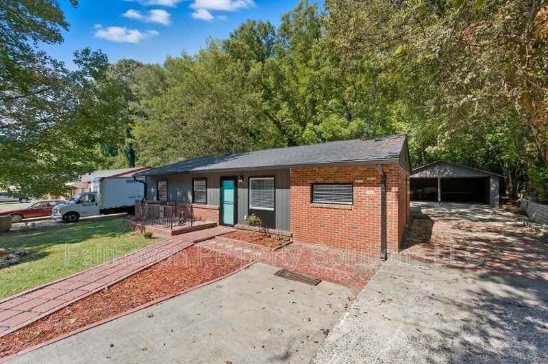 2541 Santa Barbara Dr Nw - Photo 5 of 36