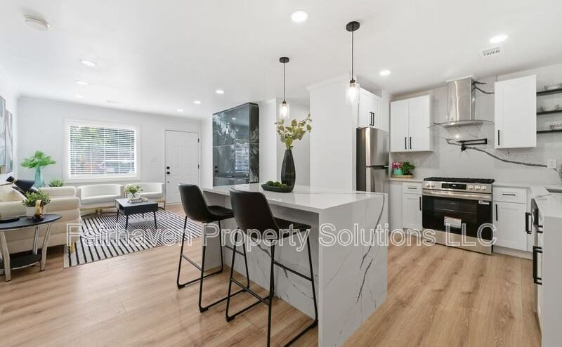 2541 Santa Barbara Dr Nw - Photo 4 of 36