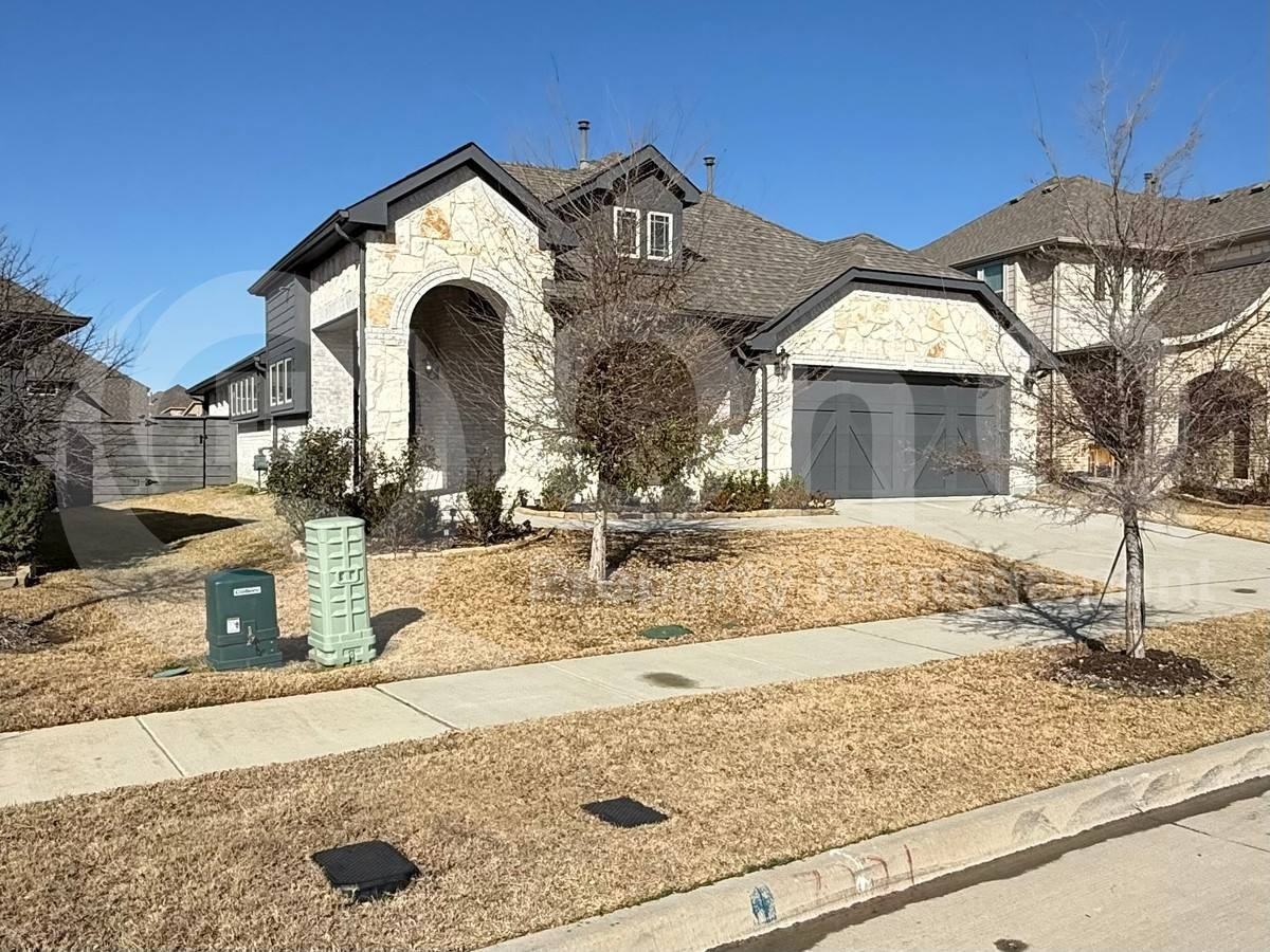 7221 Bird Cherry Ln - Photo 3 of 10