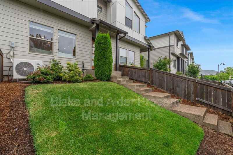 16349 Se Sunshower Pl - Photo 4 of 34