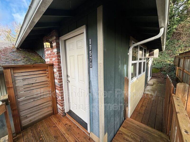 17570 Webster Rd - Photo 2 of 17