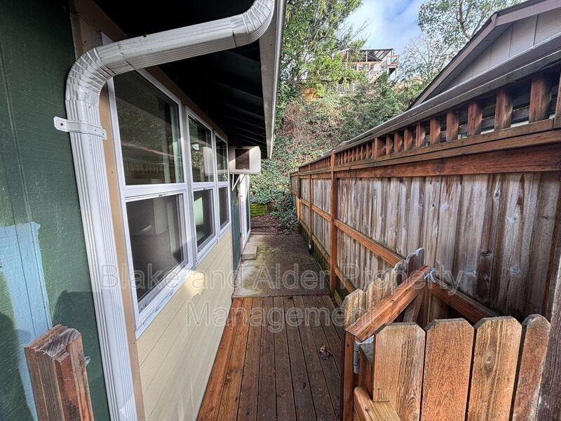 17570 Webster Rd - Photo 3 of 17