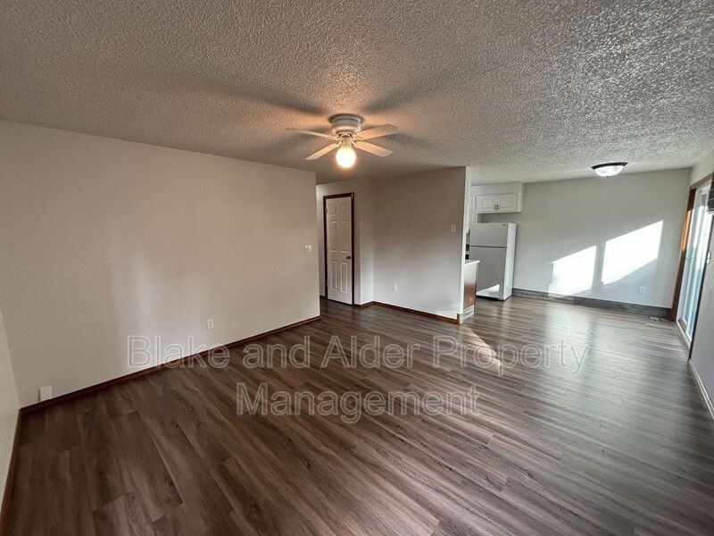 17570 Webster Rd - Photo 5 of 17