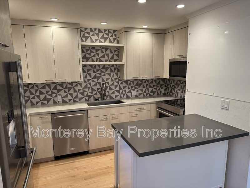 759 Ramona St - Photo 6 of 22