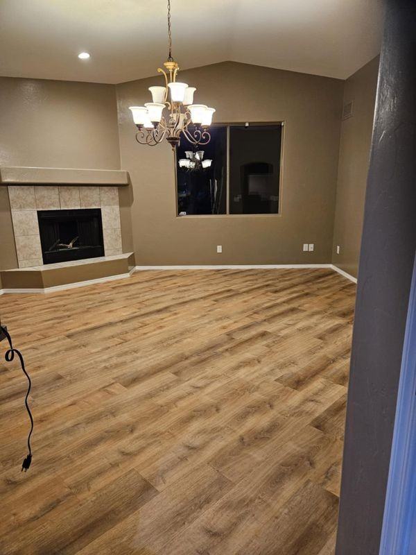 617 N Firestar Dr - Photo 2 of 3