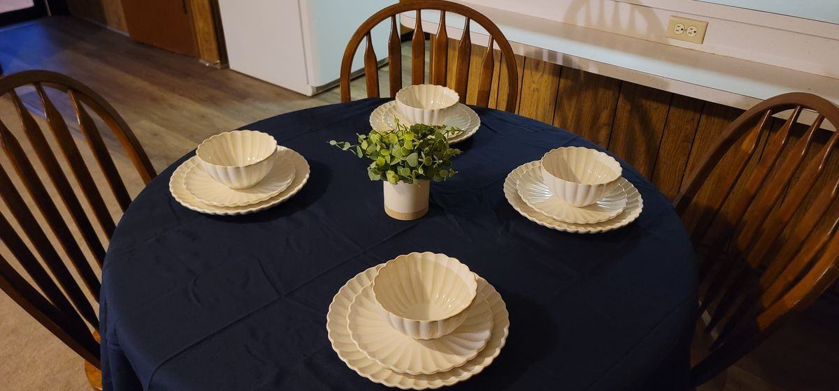 609 1/2 W Burney St - Photo 3 of 8