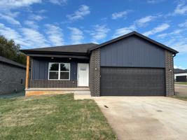 featured image of 4940 W Minota St