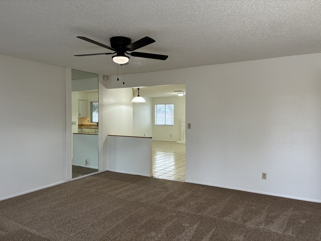 4831 W Juniper Ave - Photo 5 of 42