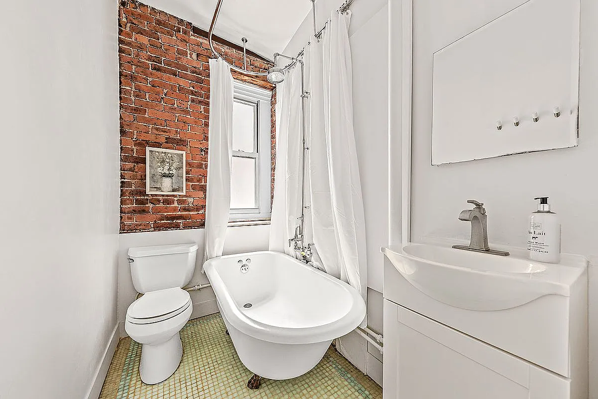 317 W 93rd St #1C - Photo 6 of 8