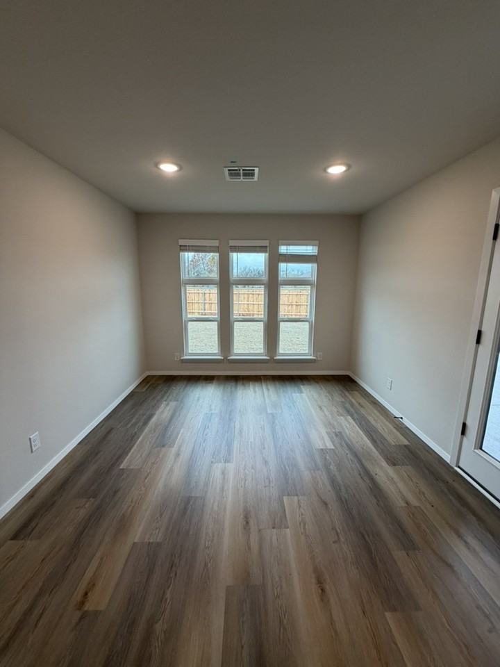 13442 S 72nd East Ave - Photo 3 of 13