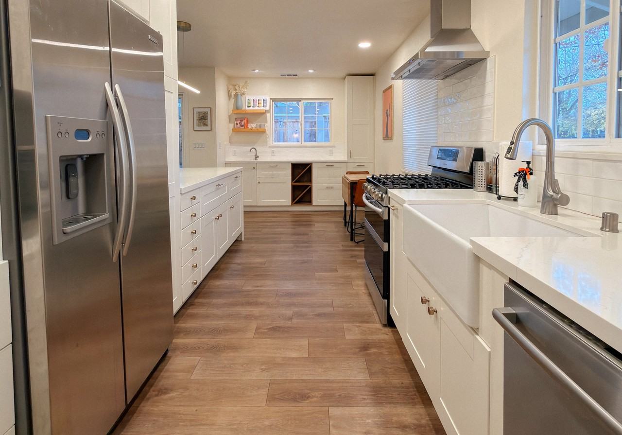 3547 P St - Photo 5 of 29