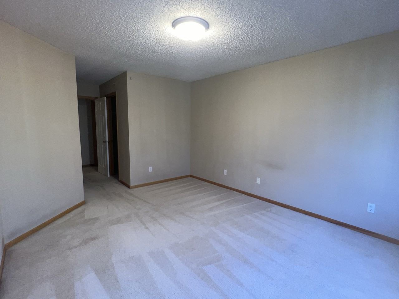 14492 Sumter Ave - Photo 7 of 10