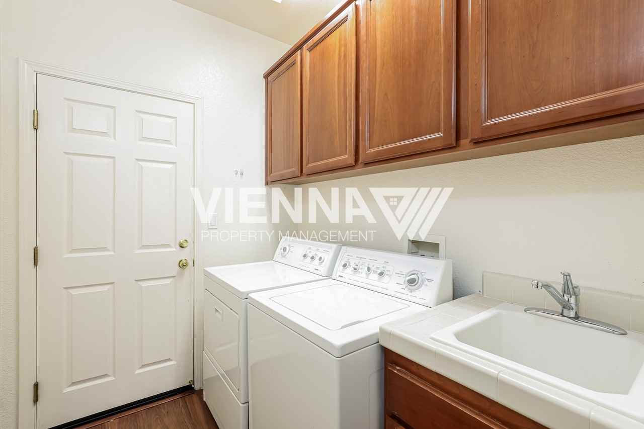 2608 Lark Sparrow Way - Photo 5 of 15