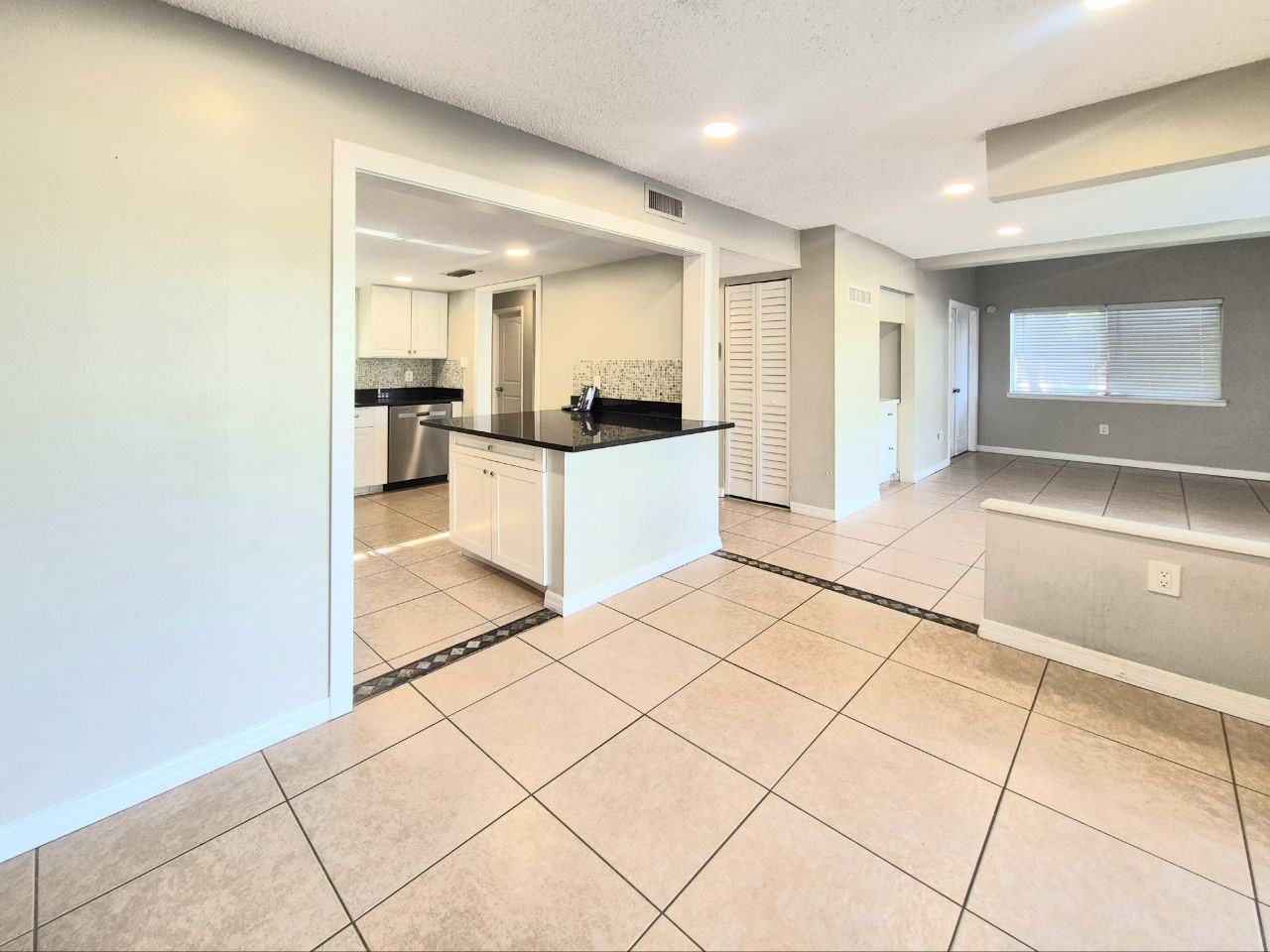 6345 Newtown Cir #A1 - Photo 7 of 36