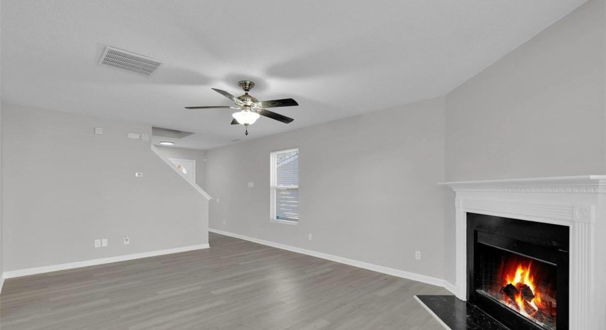 2707 Cochrane Dr - Photo 3 of 14