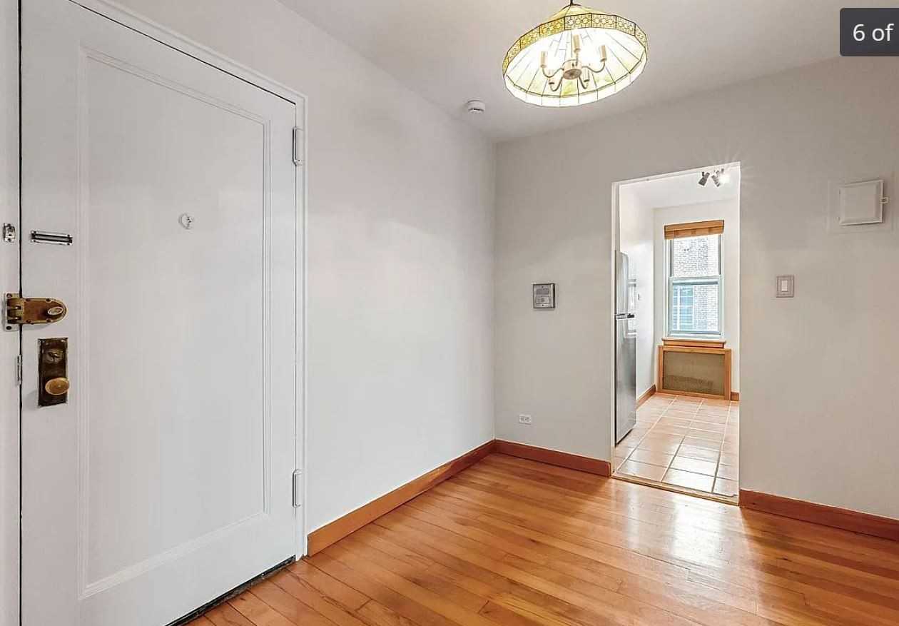 3965 52Nd St - Photo 4 of 8