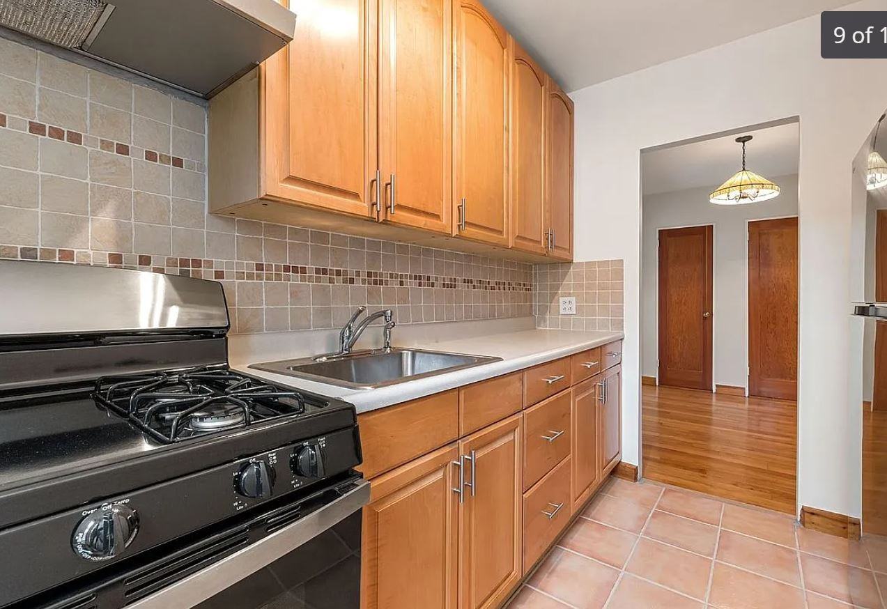 3965 52Nd St - Photo 6 of 8