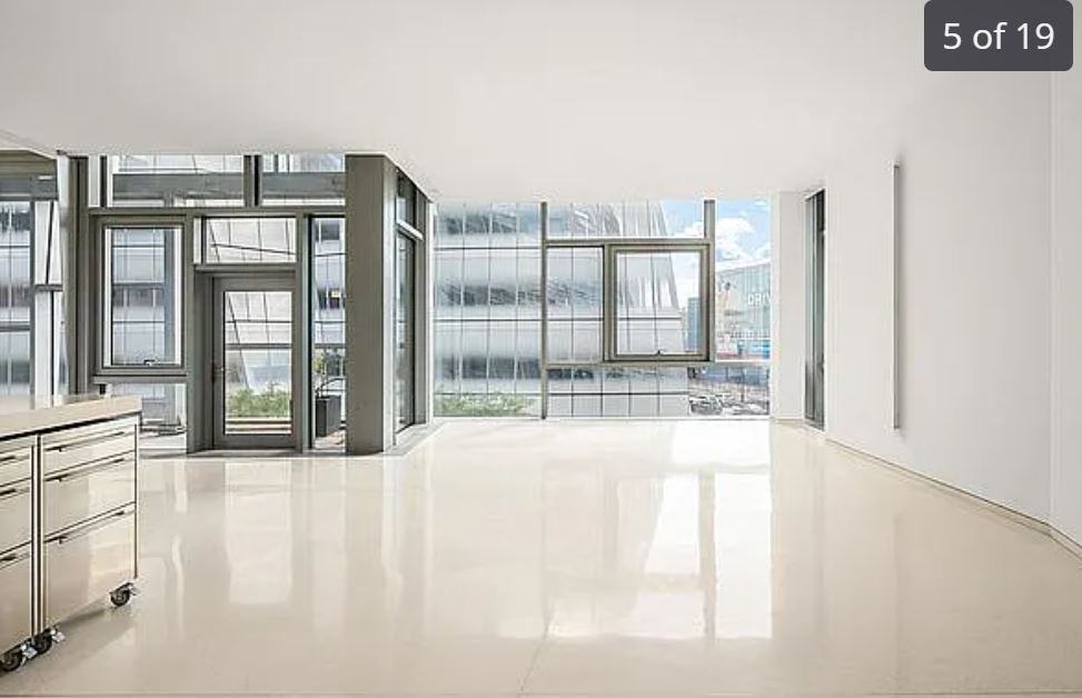 100 11Th Ave - Photo 3 of 8